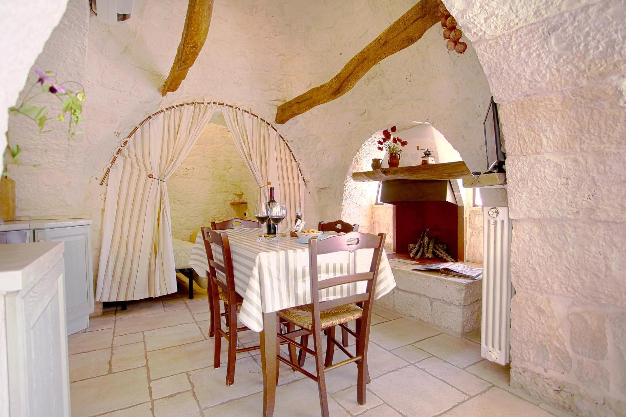 Trulli Il Castagno Guest House Martina Franca Bagian luar foto