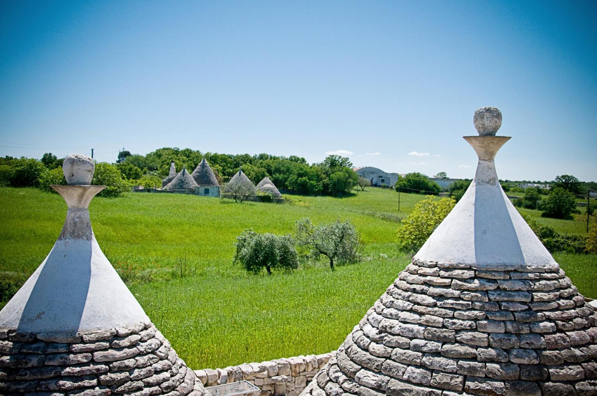 Trulli Il Castagno Guest House Martina Franca Bagian luar foto