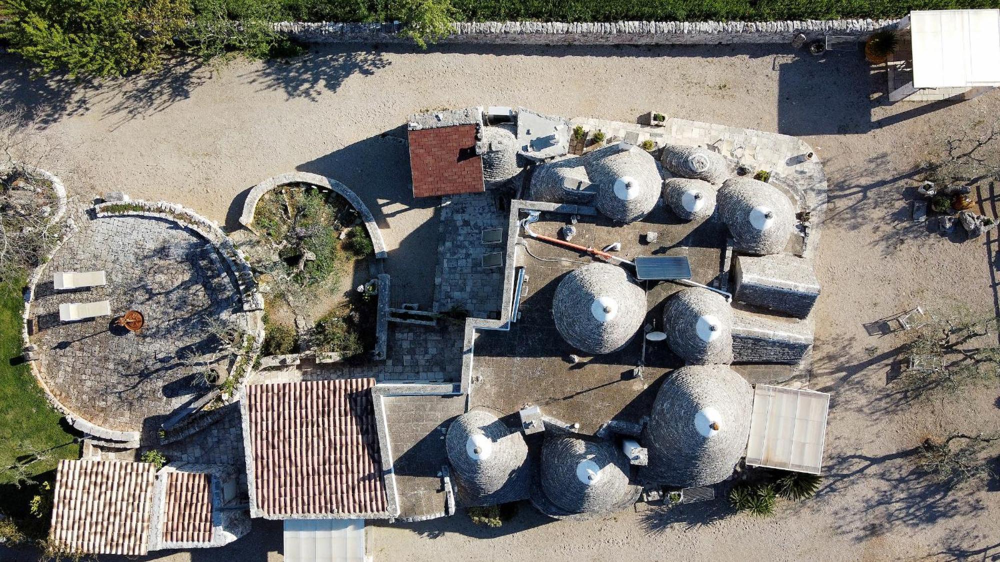 Trulli Il Castagno Guest House Martina Franca Bagian luar foto